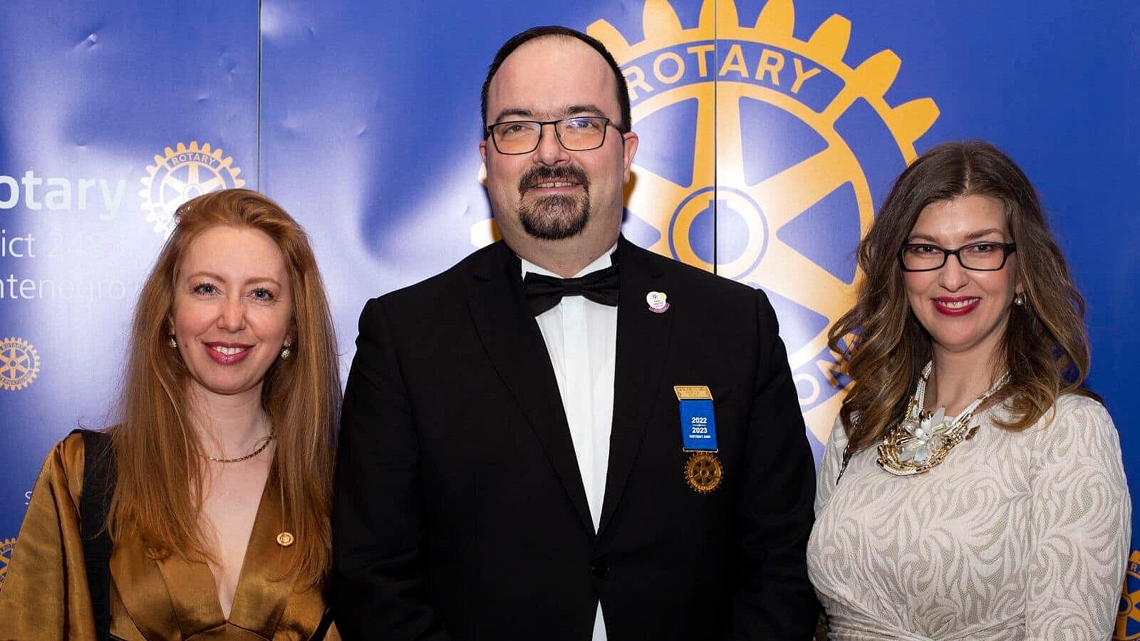 Okupljanje Rotary klubova na predavanju o borbi protiv poliomelijitisa