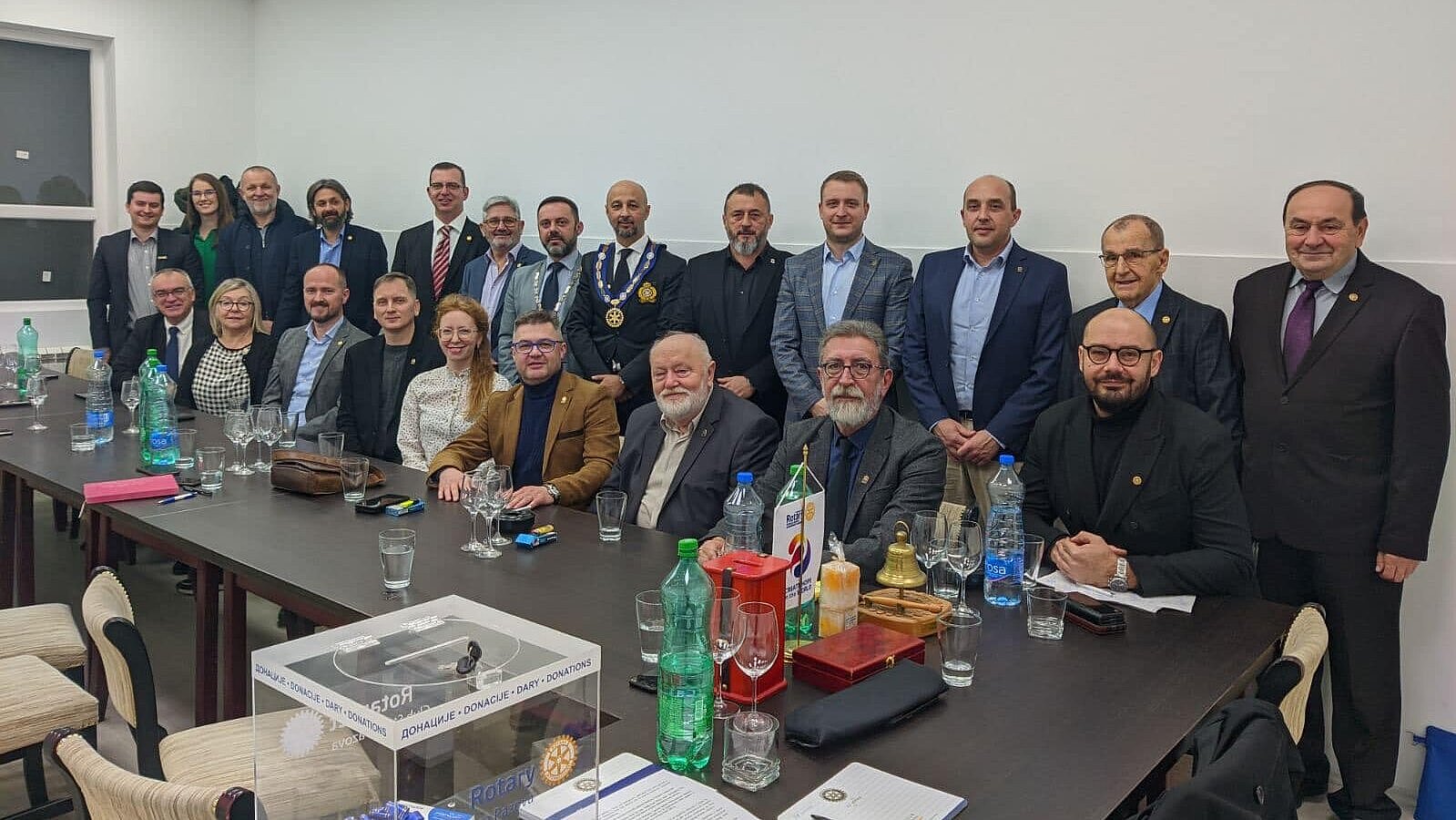 Poseta guvernera distrikta 2483